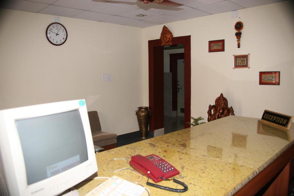 Hotel Maa Kamakhya ปูรี ภายนอก รูปภาพ