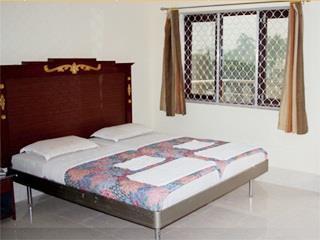 Hotel Maa Kamakhya ปูรี ภายนอก รูปภาพ